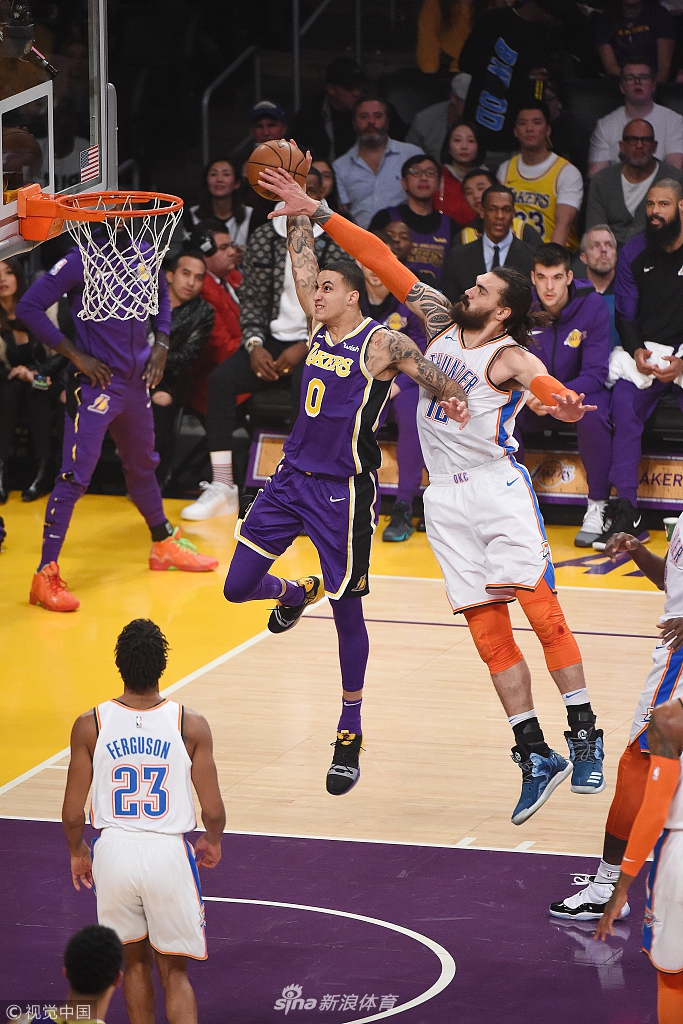 场比赛的亮 场比赛的亮