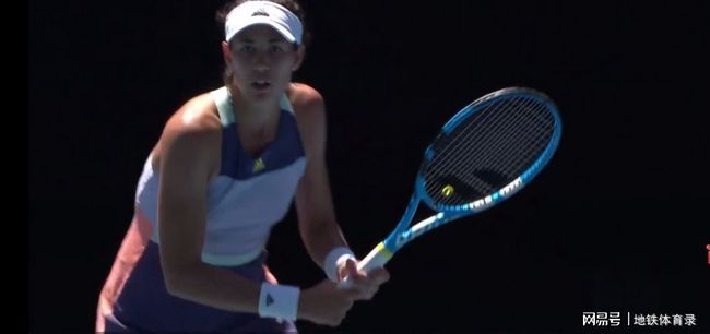 绿茵场上再 绿茵场上再