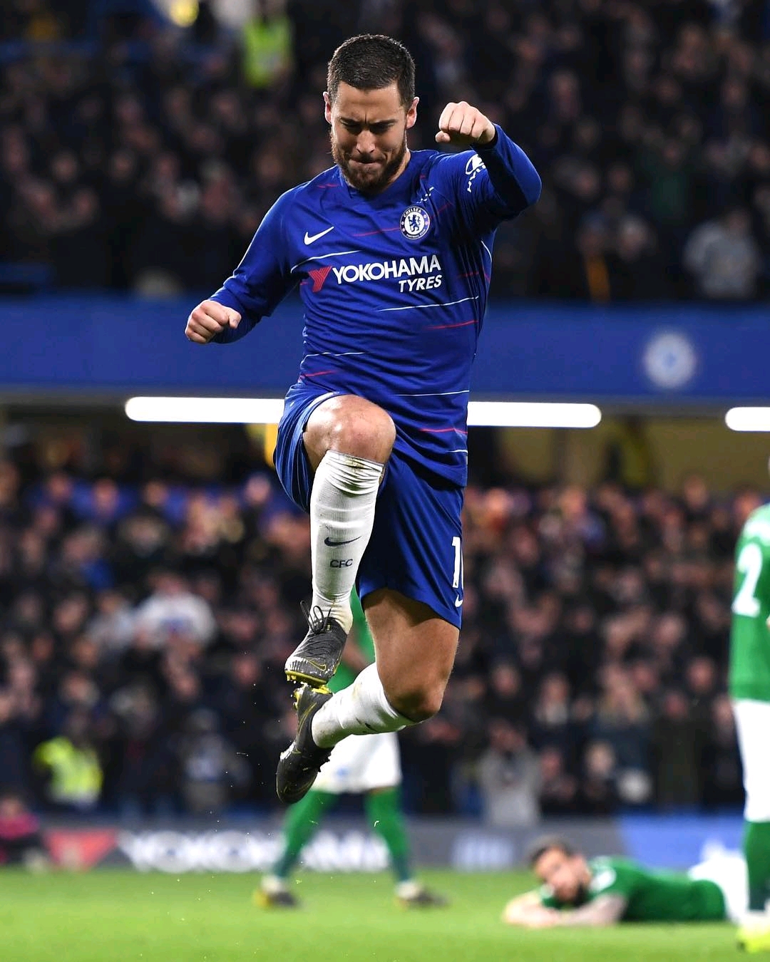 一脚40米 一脚40米